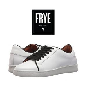 Frye Alexis Low Lace Sneaker. White/Black 9 NWOT